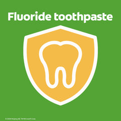 Colgate comparación de tamaño del tubo para manos de niños