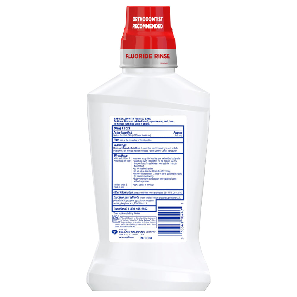 Colgate Ortho Defense ambientado en baño mostrando uso cotidiano