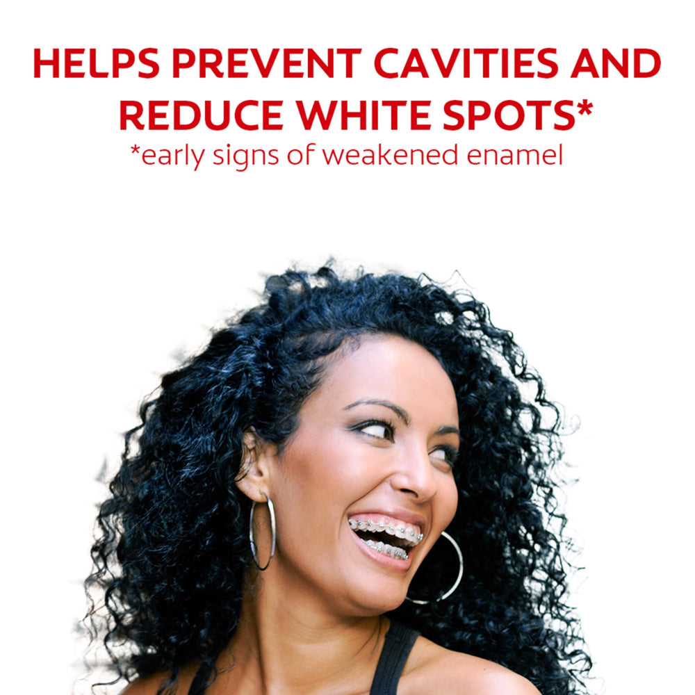 Colgate Ortho Defense textura del líquido sin alcohol, sensación suave