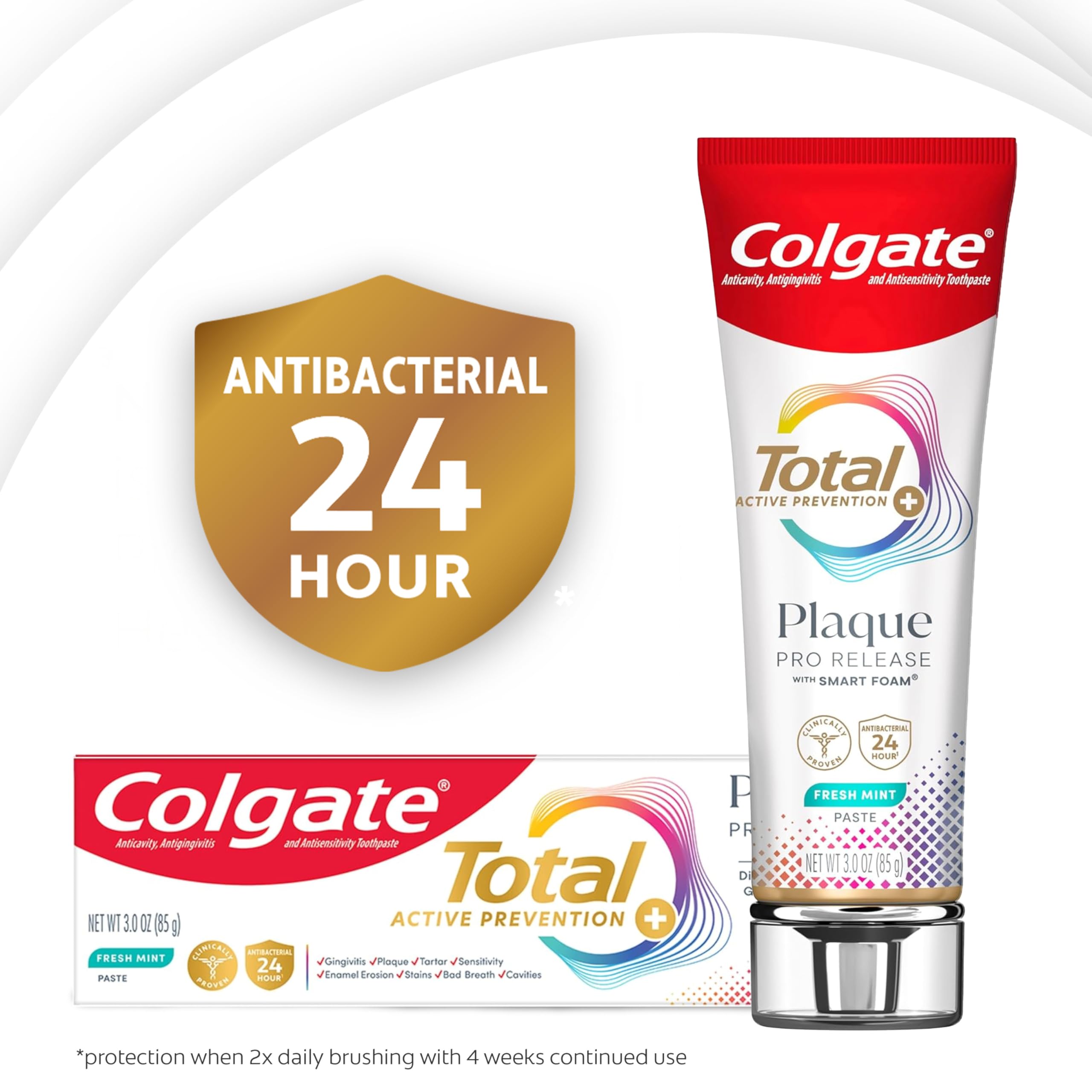 Colgate al aplicar en cepillo manual para limpieza eficaz en la línea gingival