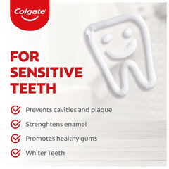 Colgate en uso en un baño moderno, promueve rutina de cuidado bucal