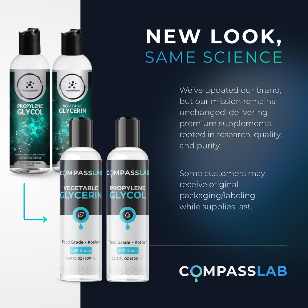 Compass Laboratory frascos en manos para comparar tamaño práctico