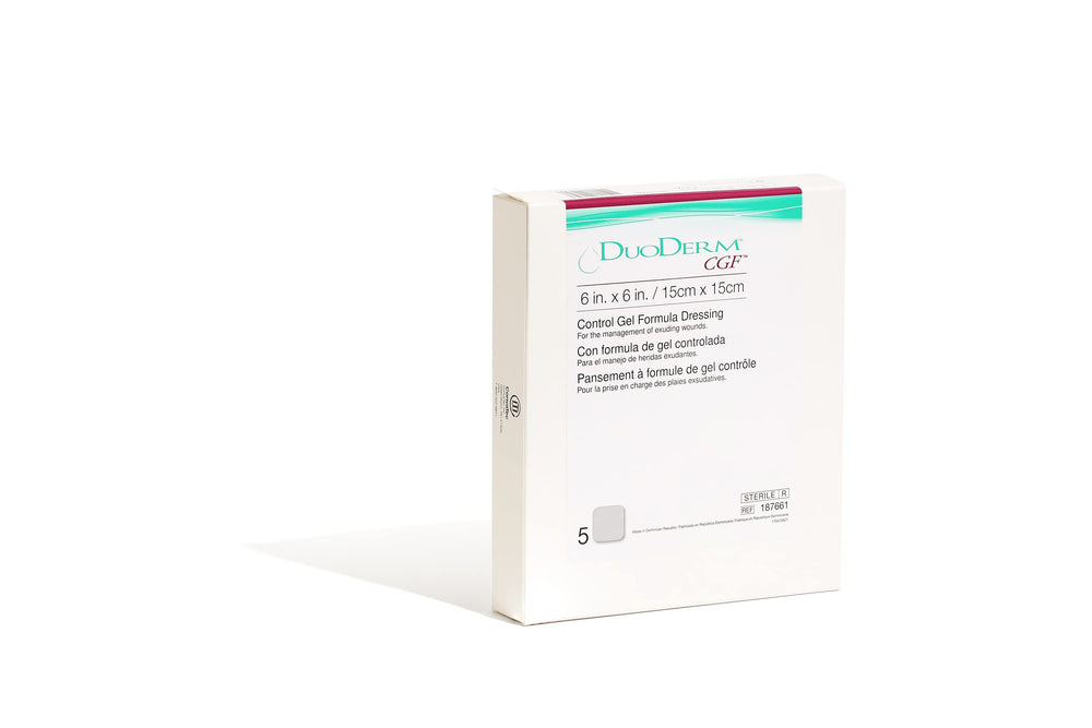 ConvaTec DuoDERM capa externa repelente al agua mostrando gotas en superficie