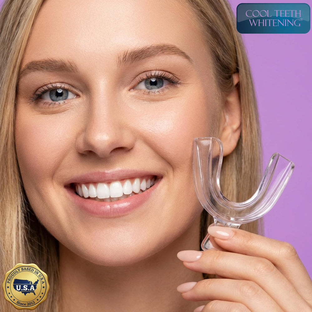 Cool Teeth Whitening kit completo sobre mesa, práctico y listo para usar