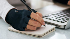 Copper Compression guantes en ambiente de oficina que facilitan tareas diarias