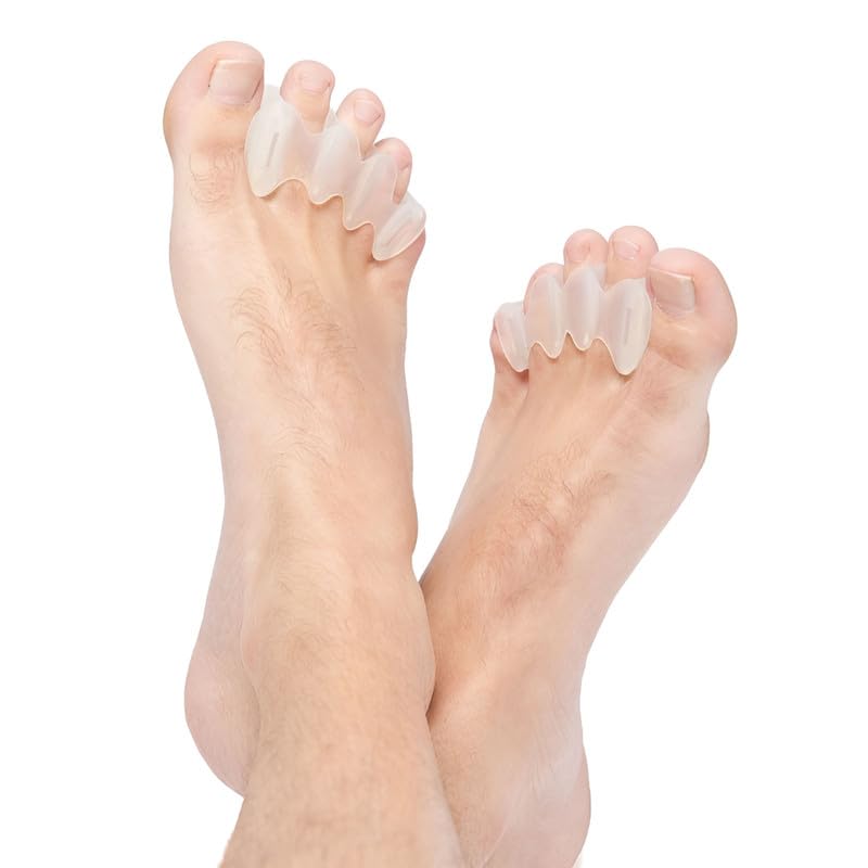 Correct Toes comparación de talla medium junto a una regla para escala