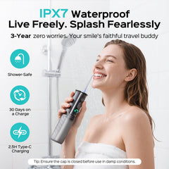 COSLUS T50 en entorno de baño mostrando resistencia IPX7 contra humedad