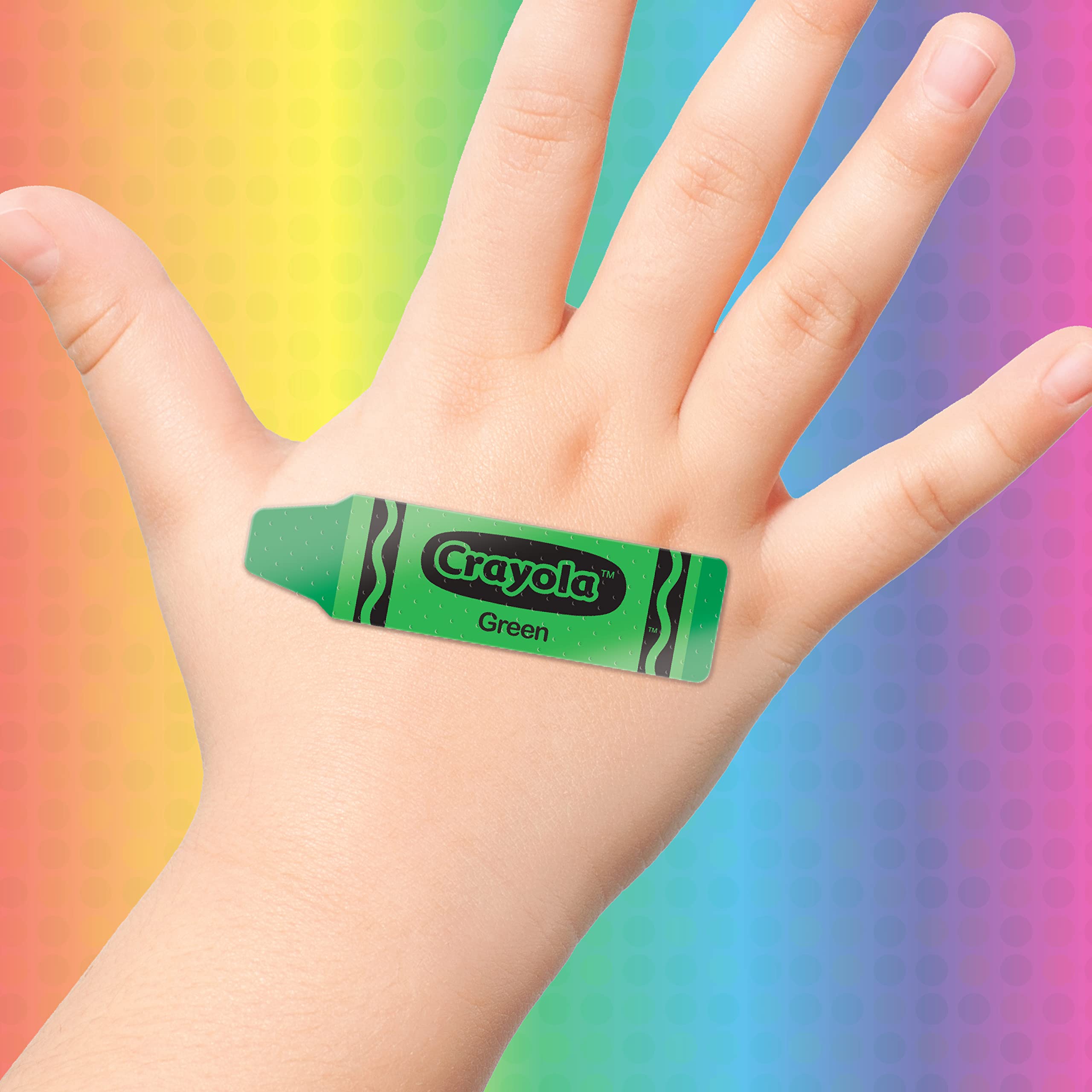 Crayola curita junto a regla para mostrar tamaño exacto