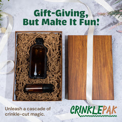 CrinklePak mostrado junto a una regla para comparar tamaño y volumen