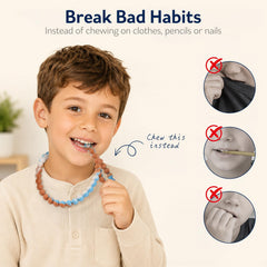 CulinaCraft niño usando el collar masticable para calma y concentración