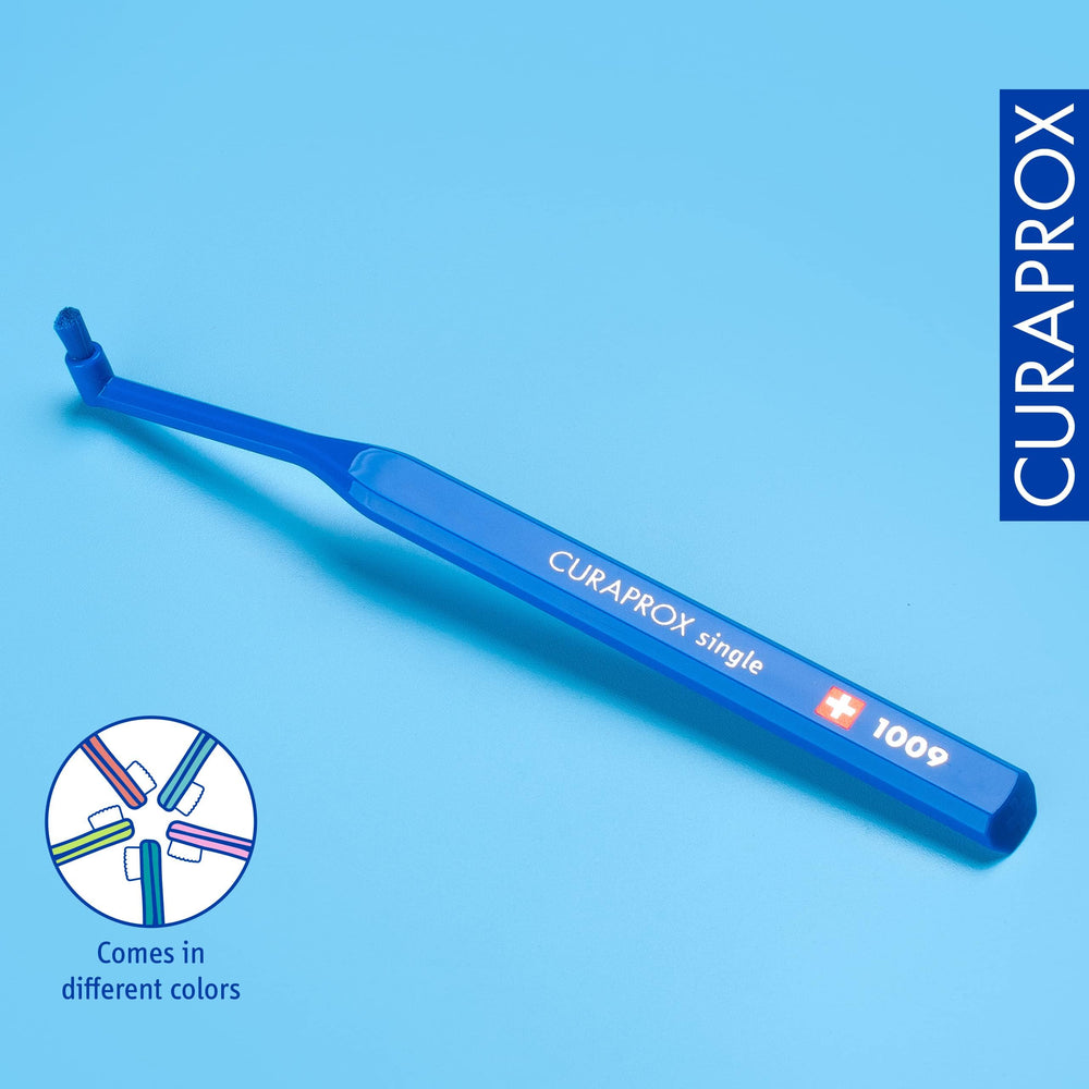 Curaprox junto a regla para comparar tamaño, ideal para zonas difíciles