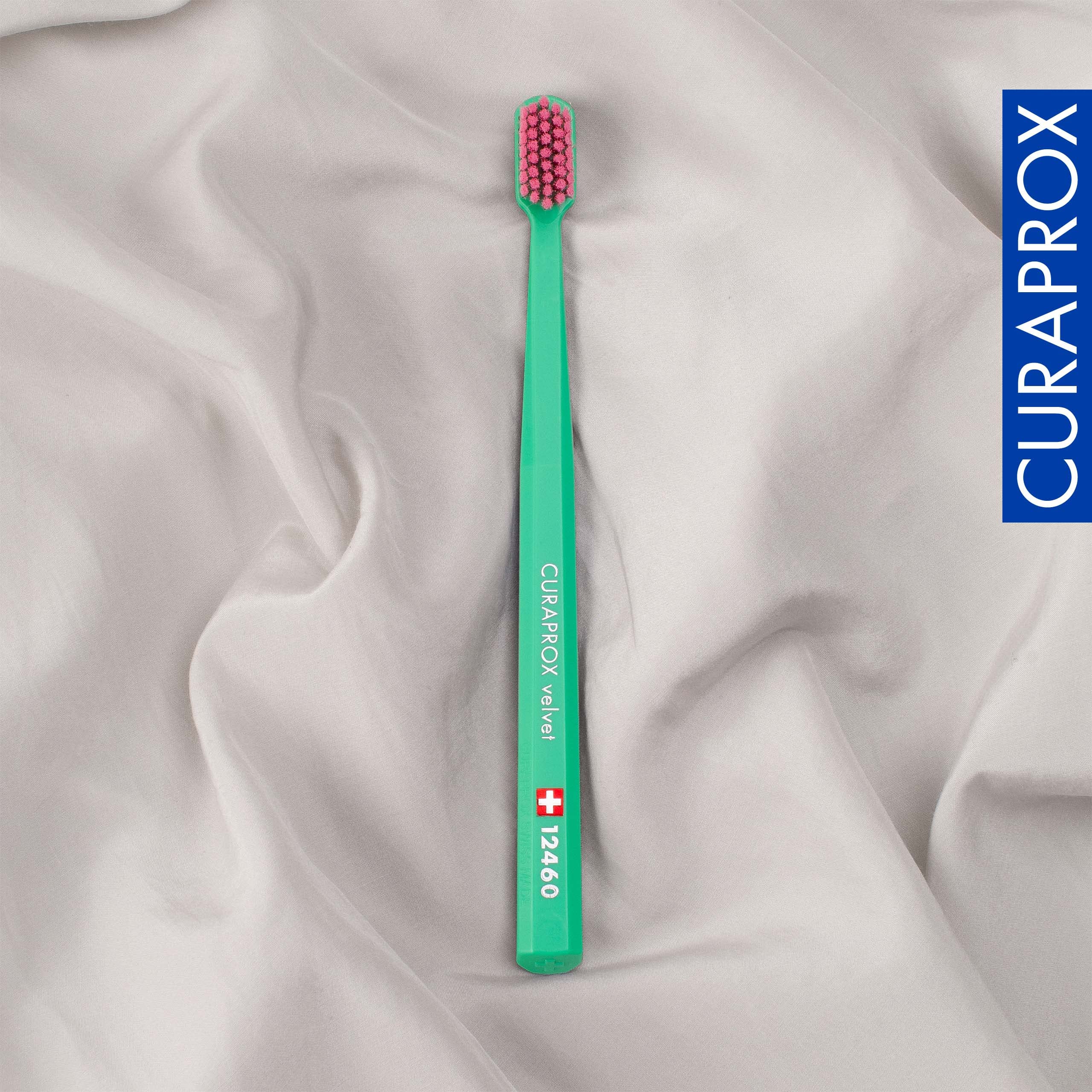 Curaprox empaque CS12460 con sello suizo, garantía de diseño seguro