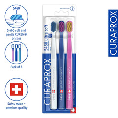 Curaprox CS 5460 primer plano de cerdas CUREN para limpieza suave y eficaz