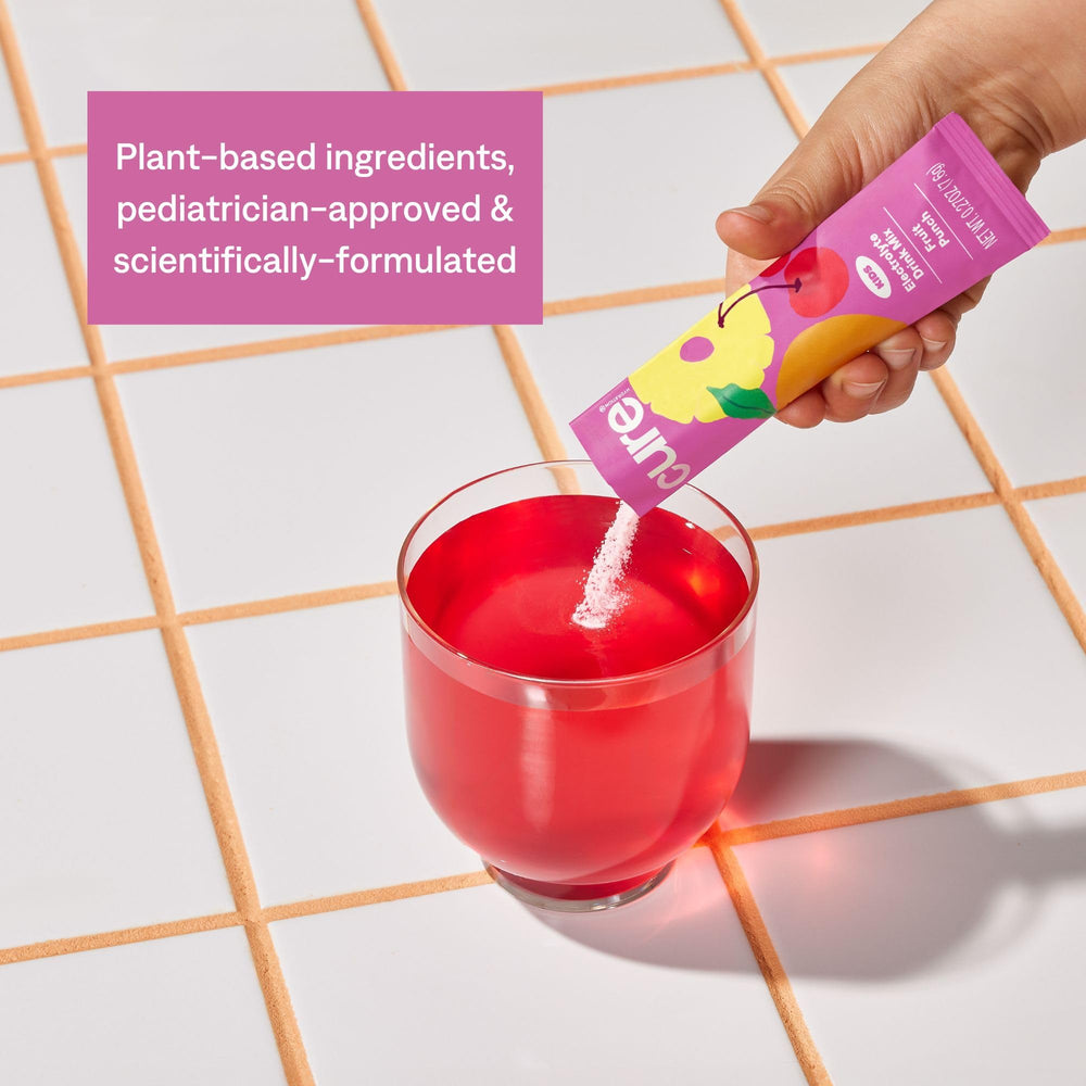 Cure Hydration vaso preparado con hielo, refresco natural para niños activos