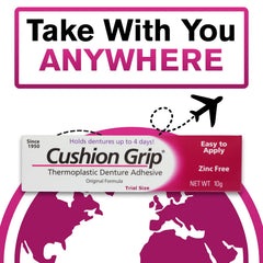 Cushion Grip aplicación sobre dentadura demostrando fácil uso y fijación