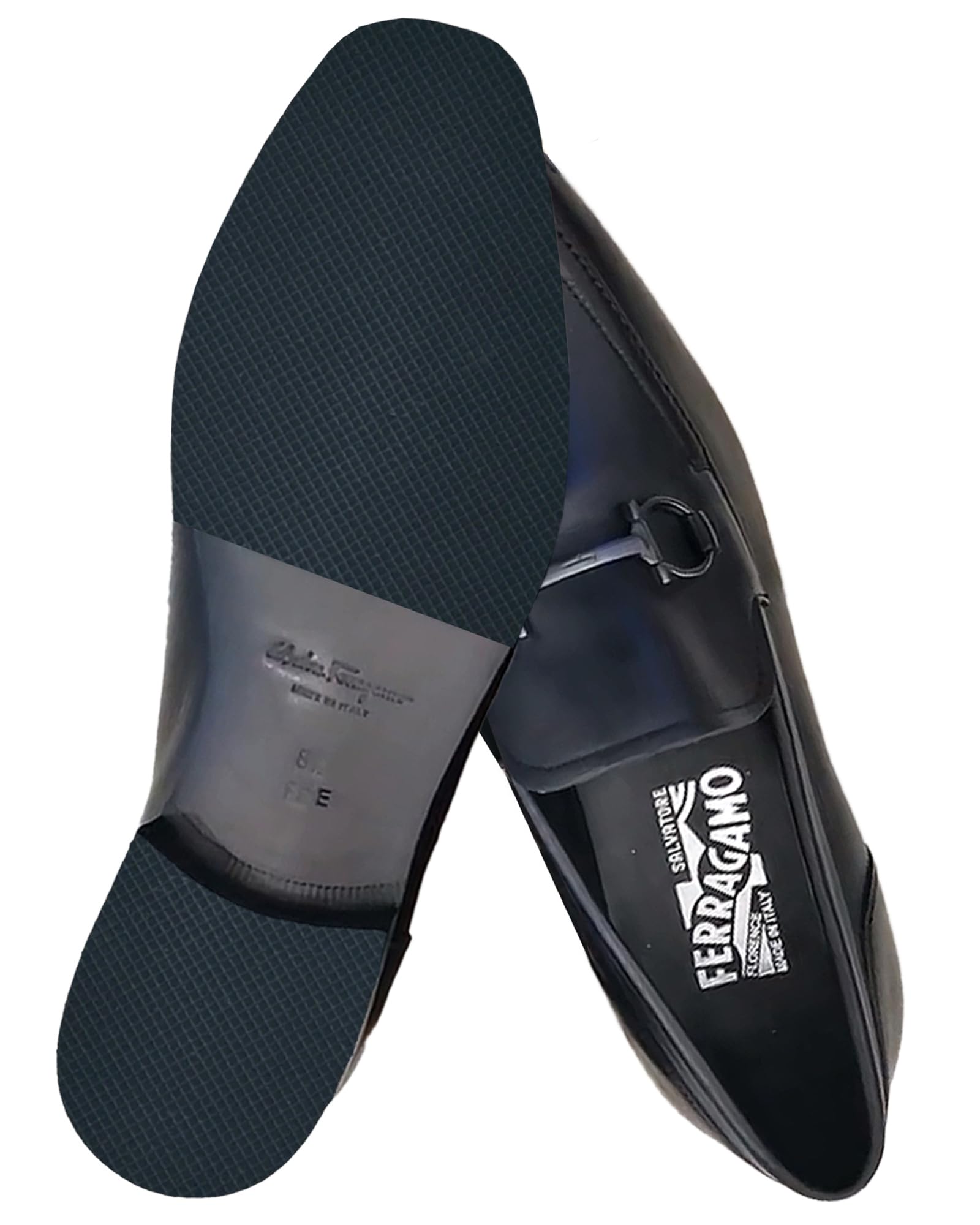 CZBYXA12 zapatos urbanos con protectores instalados para evitar resbalones