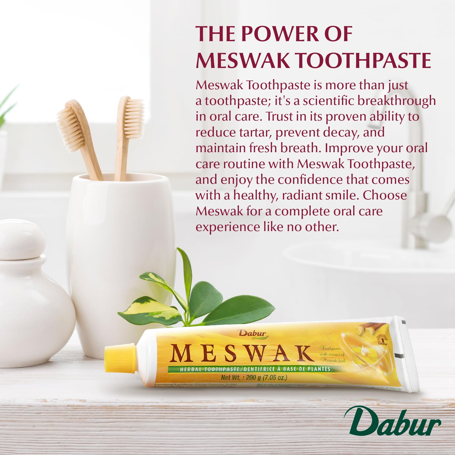 Dabur Meswak tubo abierto con una porción de pasta lista para usar