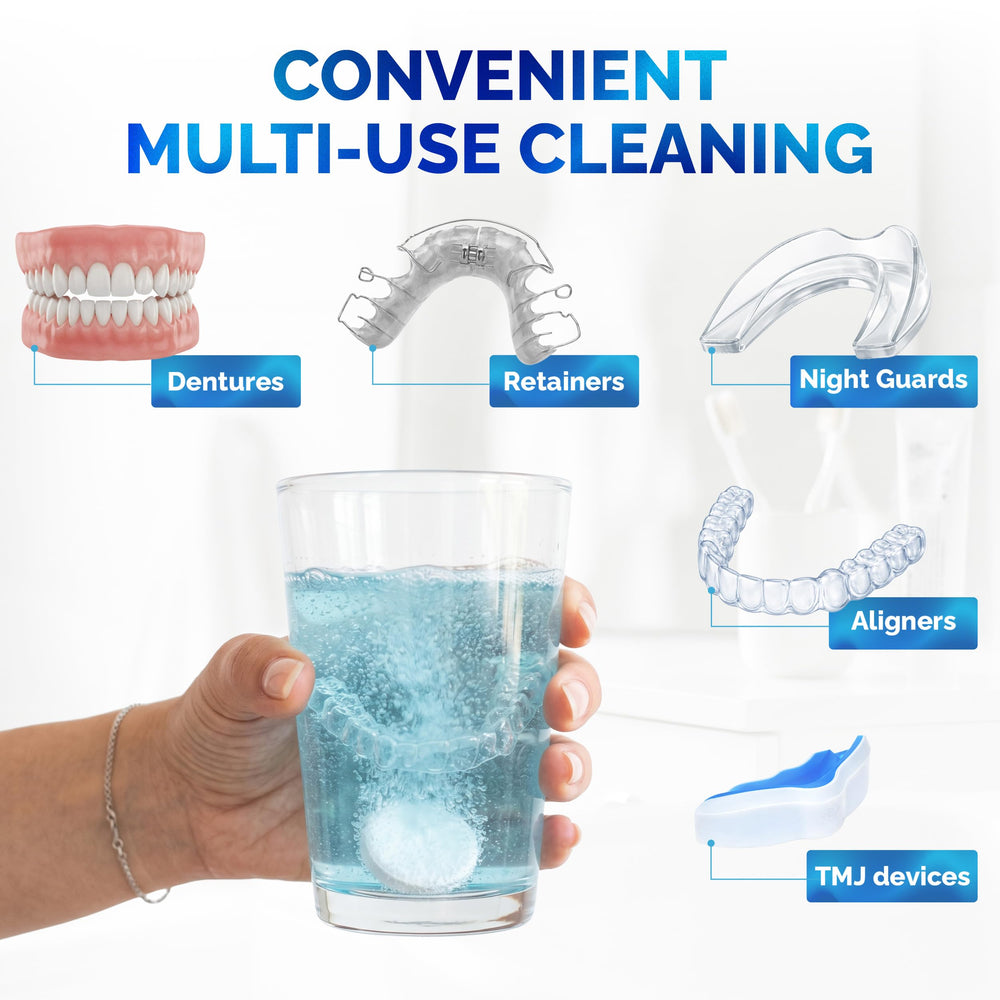Dental Duty tabletas efervescentes disolviéndose en agua para limpieza rápida