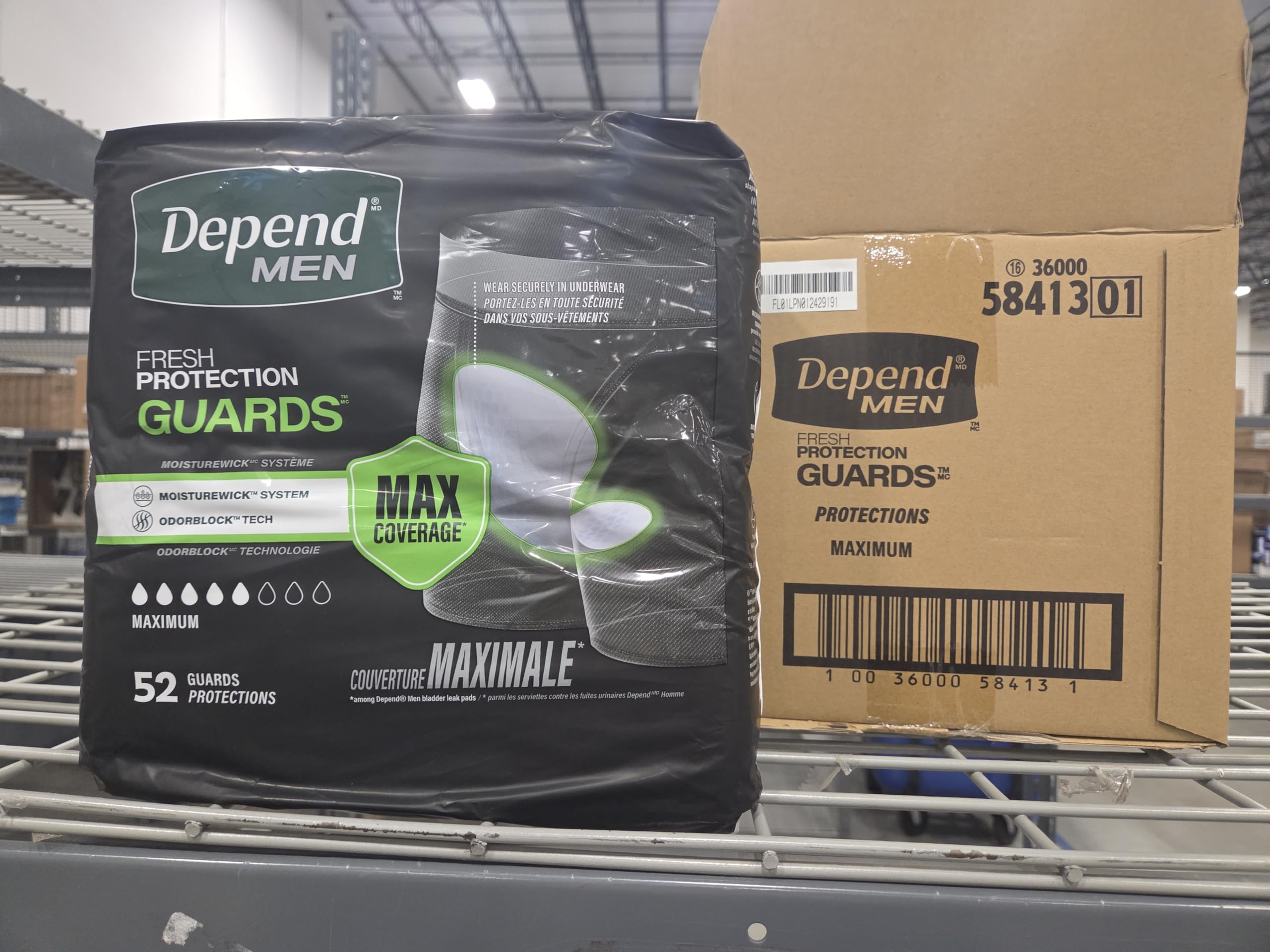 Depend primer plano de la textura y barreras Comfort-Flex que previenen fugas