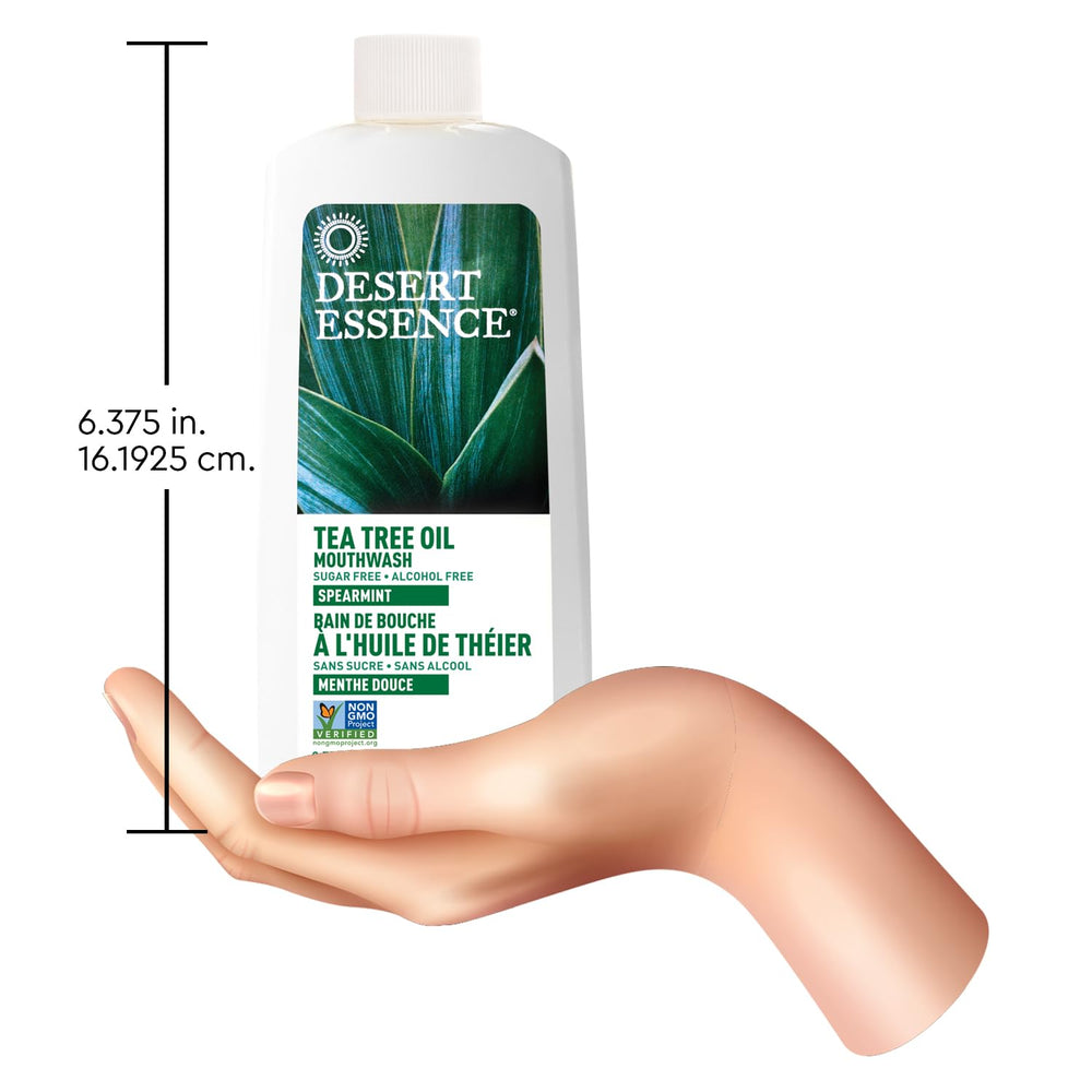 Etiqueta de Desert Essence en primer plano con ingredientes botánicos visibles y certificaciones