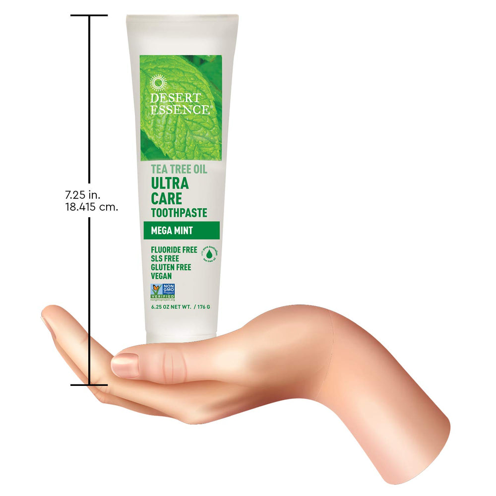 Comparación de tamaño Desert Essence junto a objetos domésticos, muestra escala real del envase