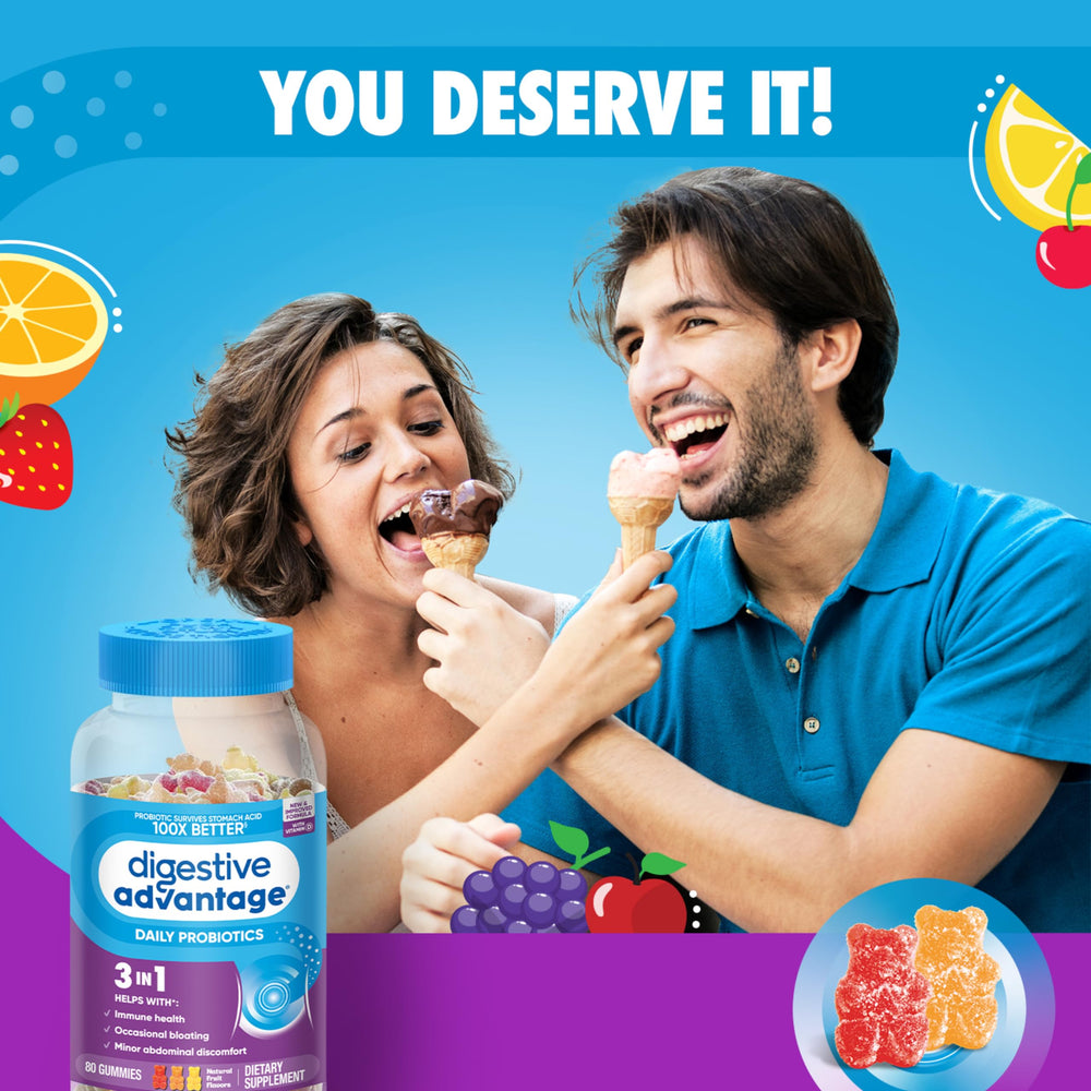 Persona incorporando Digestive Advantage en su rutina matutina para conveniencia