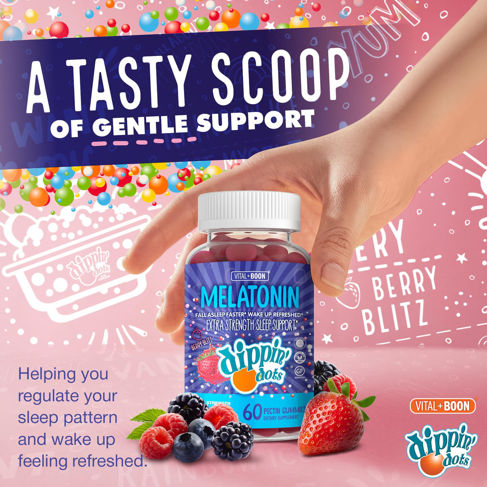 Vital+Boon mano sosteniendo una gomita Dippin' Dots, tamaño práctico y fácil dosis