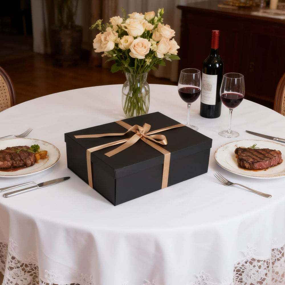 Donyang caja en uso al entregar regalo, ideal para celebraciones y eventos
