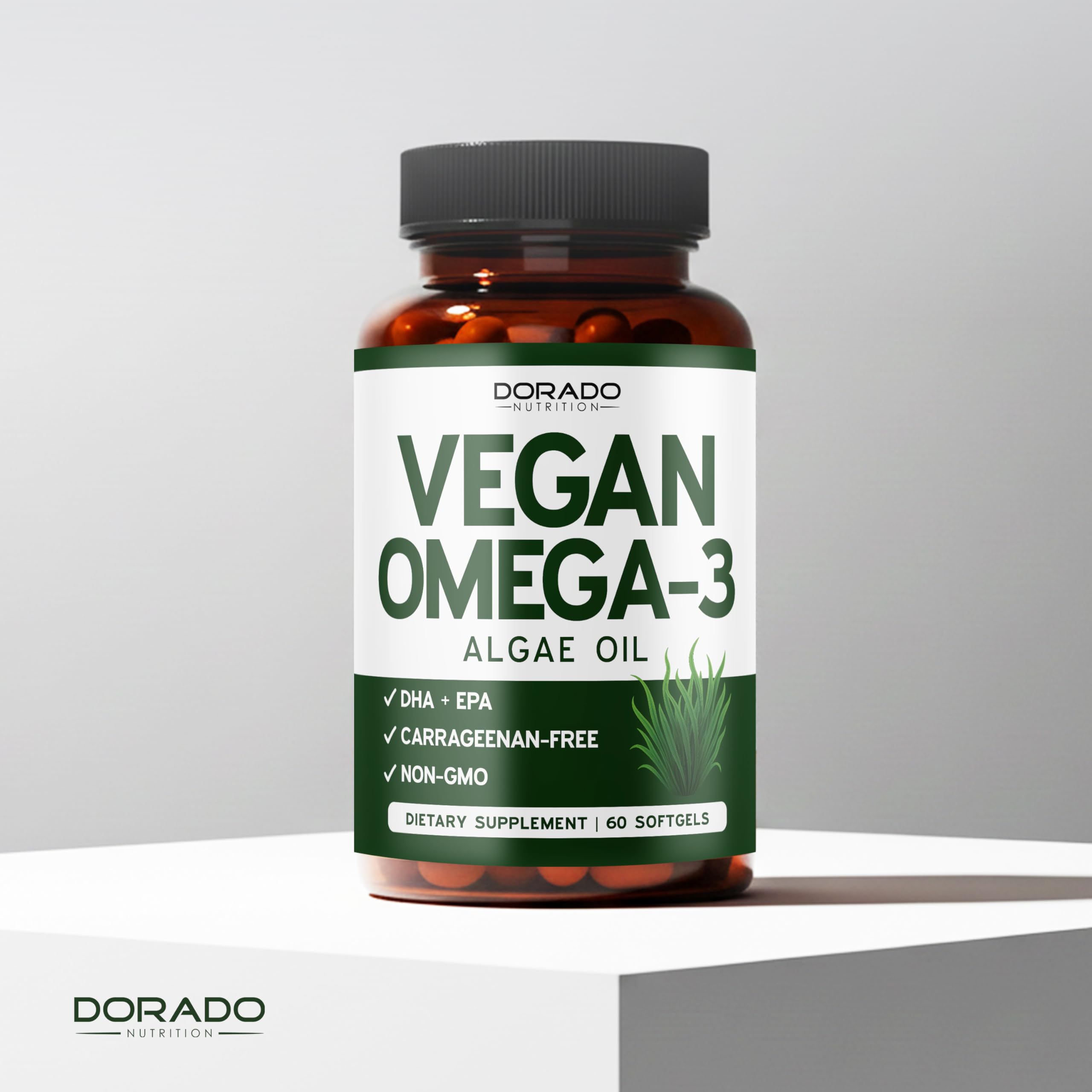 DORADO NUTRITION botella abierta con cápsulas listas para tomar