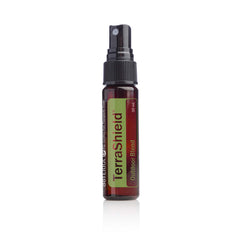 doTERRA Terrashield botella frontal mostrando protección natural portátil