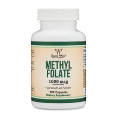 Double Wood Supplements producto sobre mesa de cocina junto a alimentos saludables