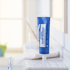 Dr. Bronner's ingredientes naturales clave para pulir y limpiar