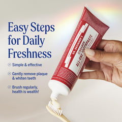Dr. Bronner's persona cepillando dientes con la pasta, sensación fresca y suave