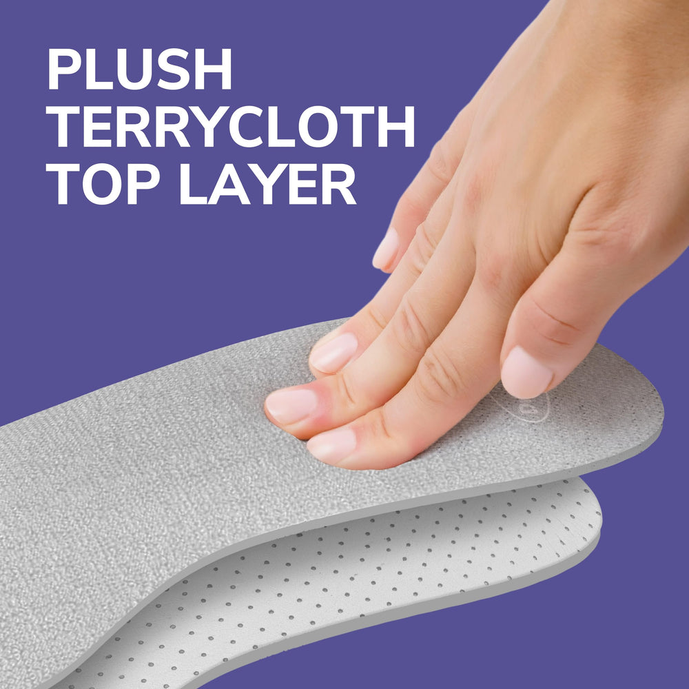 Dr. Scholl's plantilla colocada dentro de zapatilla slip-on para mayor frescura