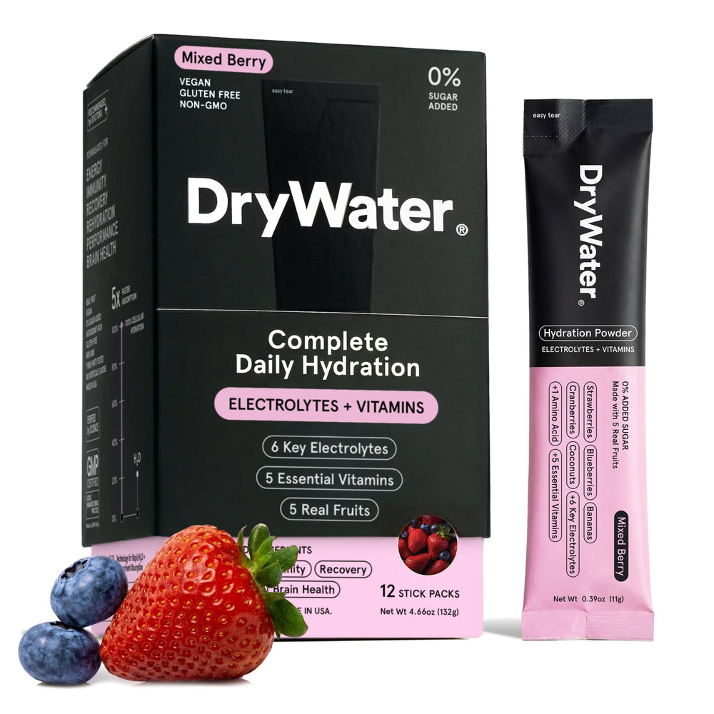 DryWater envase frontal Mixed Berry mostrando bolsita portátil y beneficios