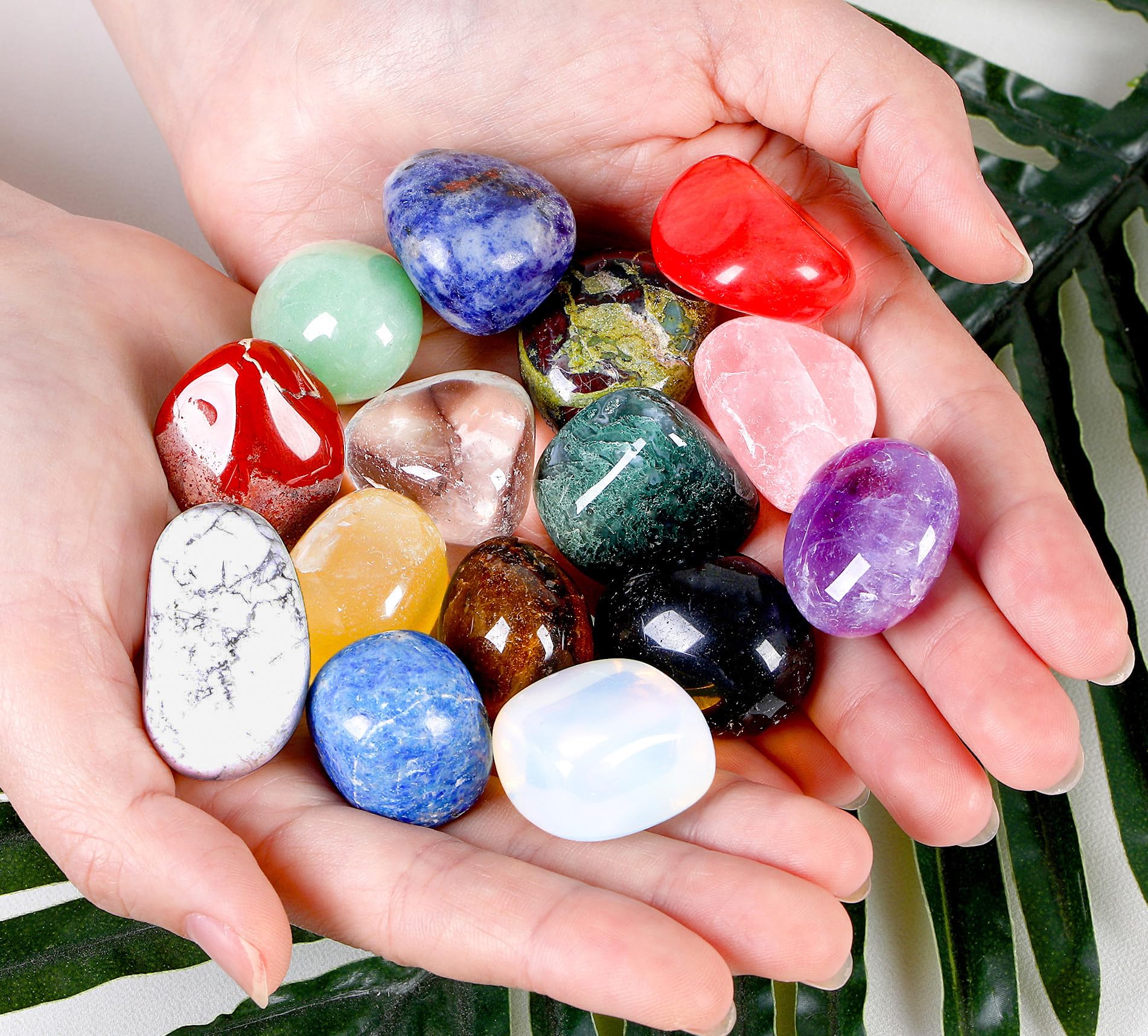 DUQGUHO conjunto de piedras distribuidas sobre mesa para proyectos de manualidades