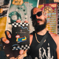 Eargasm estuche de aluminio con clip para transporte seguro y práctico