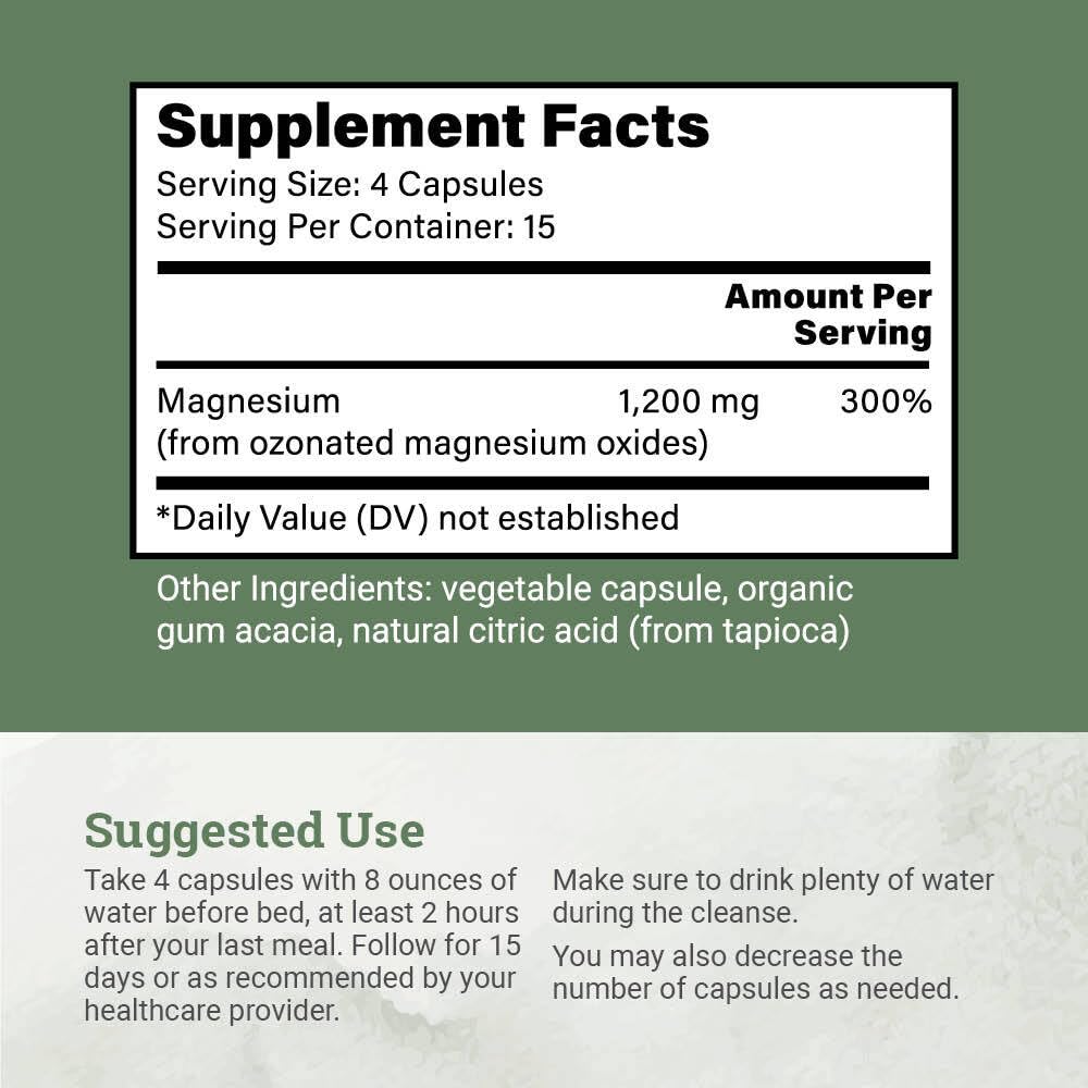 Earth Harmony Naturals cápsula en mano para comparar tamaño y dosificación visual