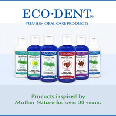 Eco-Dent frasco en neceser de viaje mostrando portabilidad segura