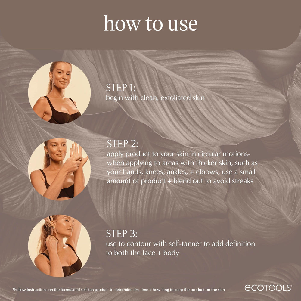EcoTools brocha en uso aplicando autobronceador en manos con acabado natural