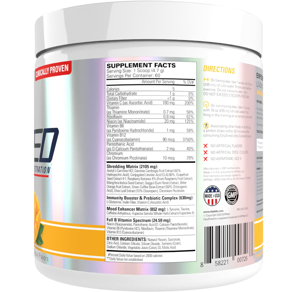Cucharada con polvo de OxyShred detallando la porción de EHP Labs para dosificación