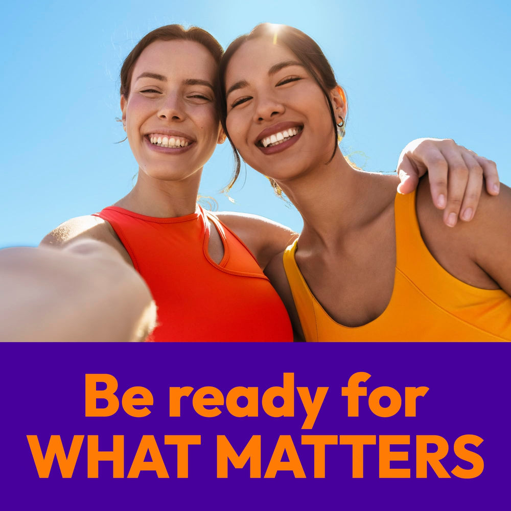 Vaso con bebida efervescente Emergen-C Citrus-Ginger en uso, sabor refrescante