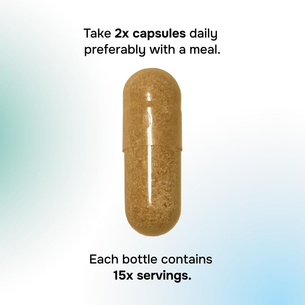 envitamin Coloslim persona sosteniendo envase para uso diario sencillo