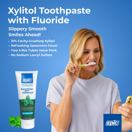 Epic textura de la pasta dental en primer plano, suave y sin SLS para cepillado cómodo