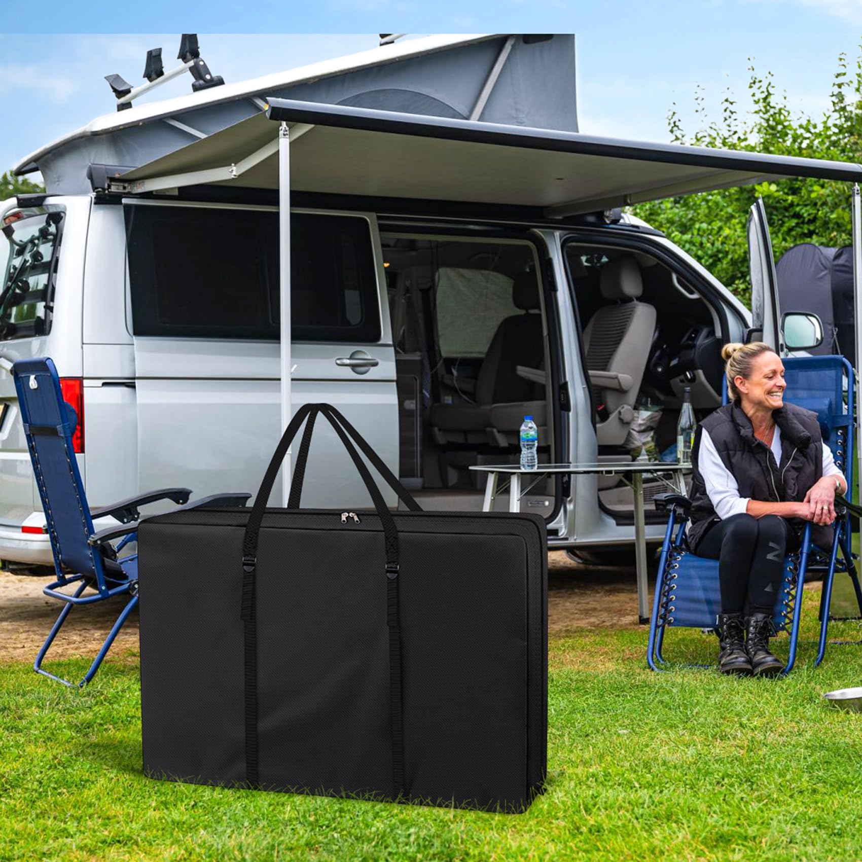 Explore Land funda cargada en camioneta, ideal para viajes y camping