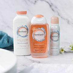 Femfresh etiqueta de ingredientes destacando manzanilla y aloe vera