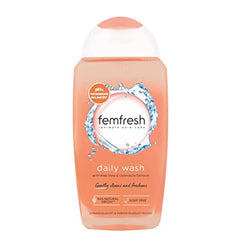 Femfresh frente del envase mostrando diseño y tamaño práctico