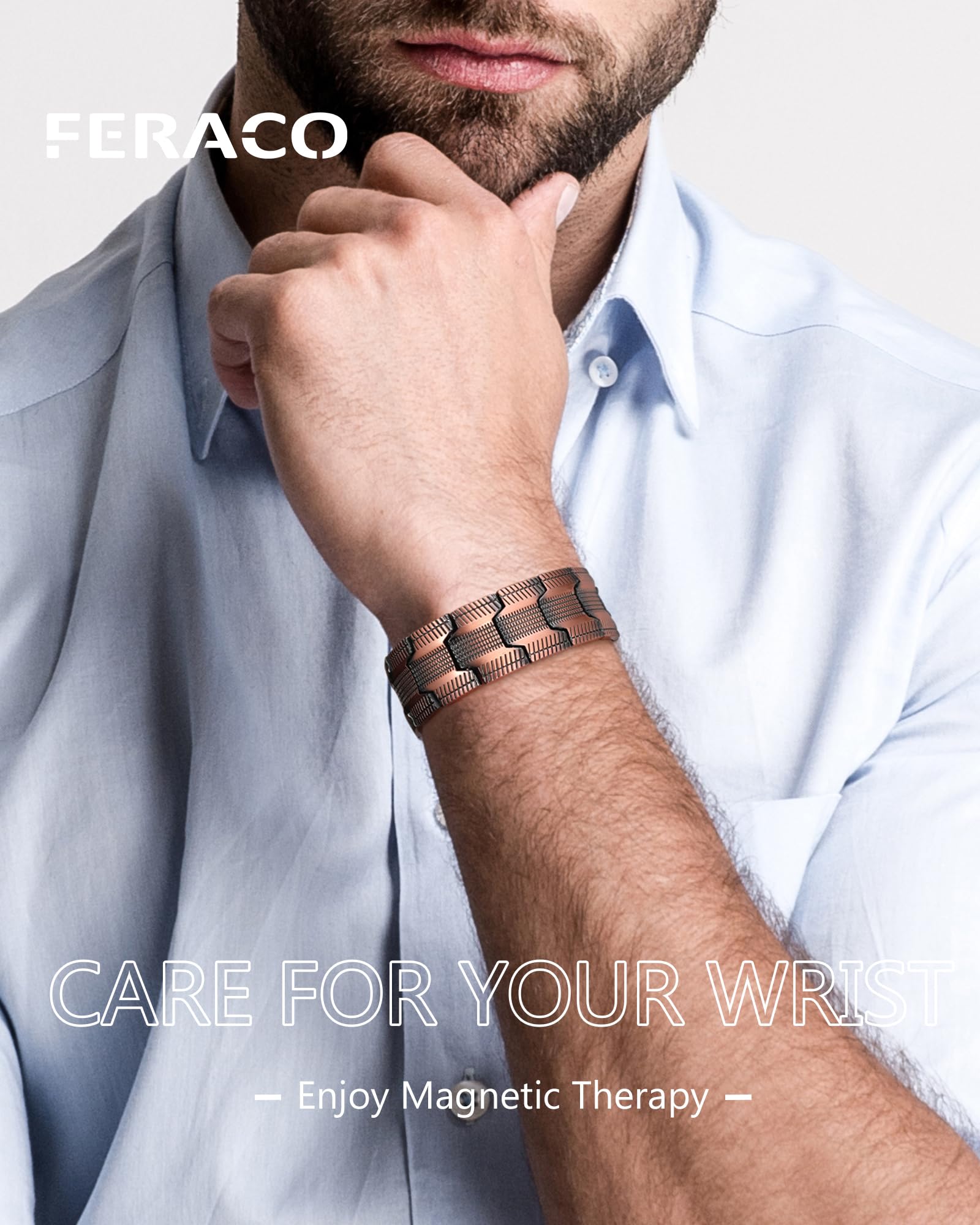 Feraco brazalete junto a mano para comparar tamaño y proporción