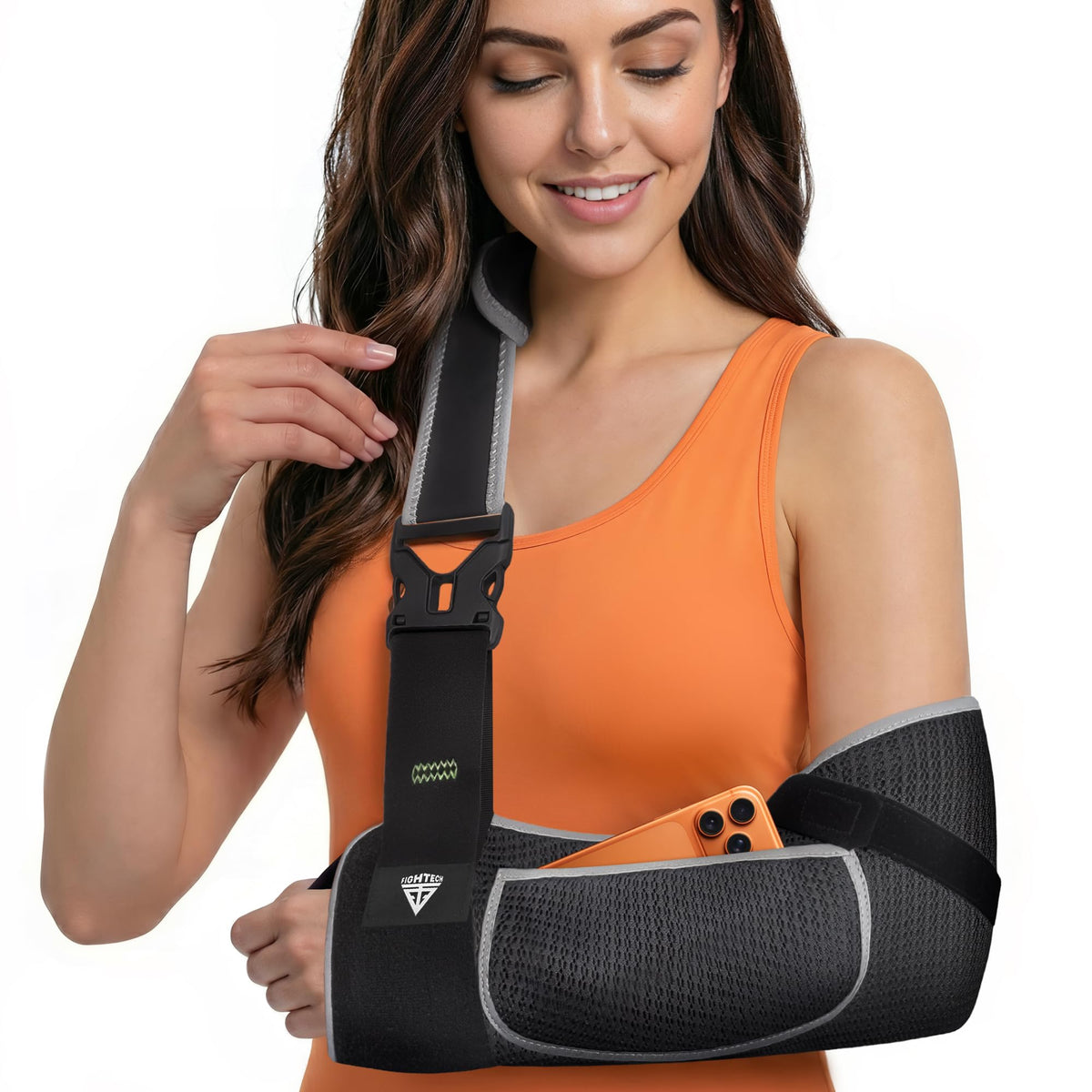 FIGHTECH vista frontal del cabestrillo mostrando ajuste seguro y apoyo