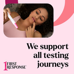 FIRST RESPONSE contenido del kit desplegado mostrando las tres pruebas